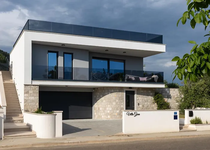 Luxury Villa Gina