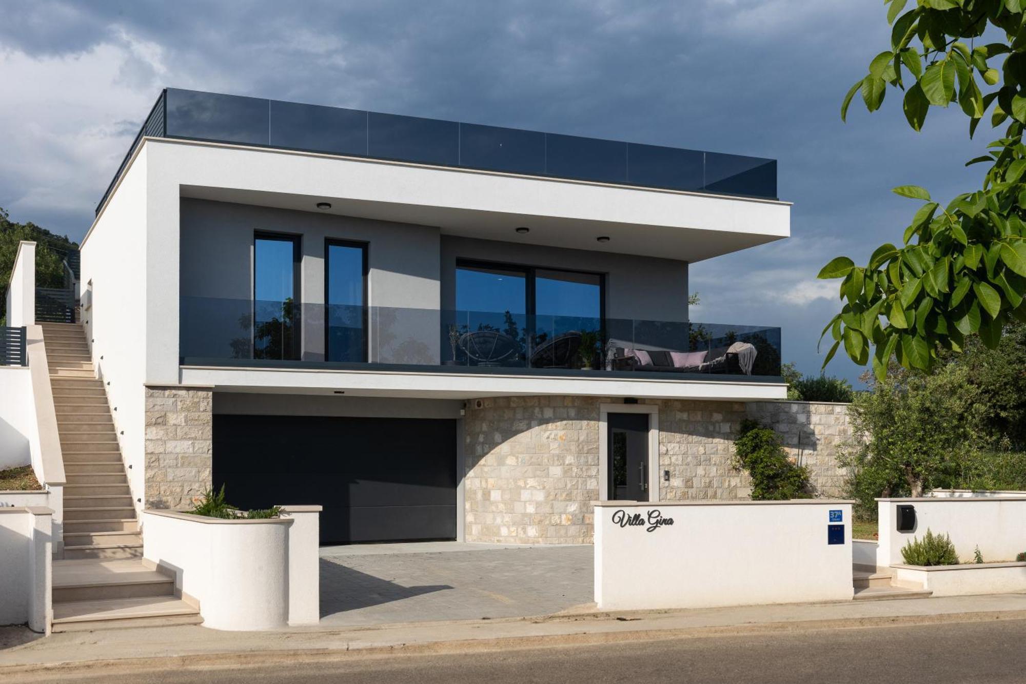 Villa Luxury Gina