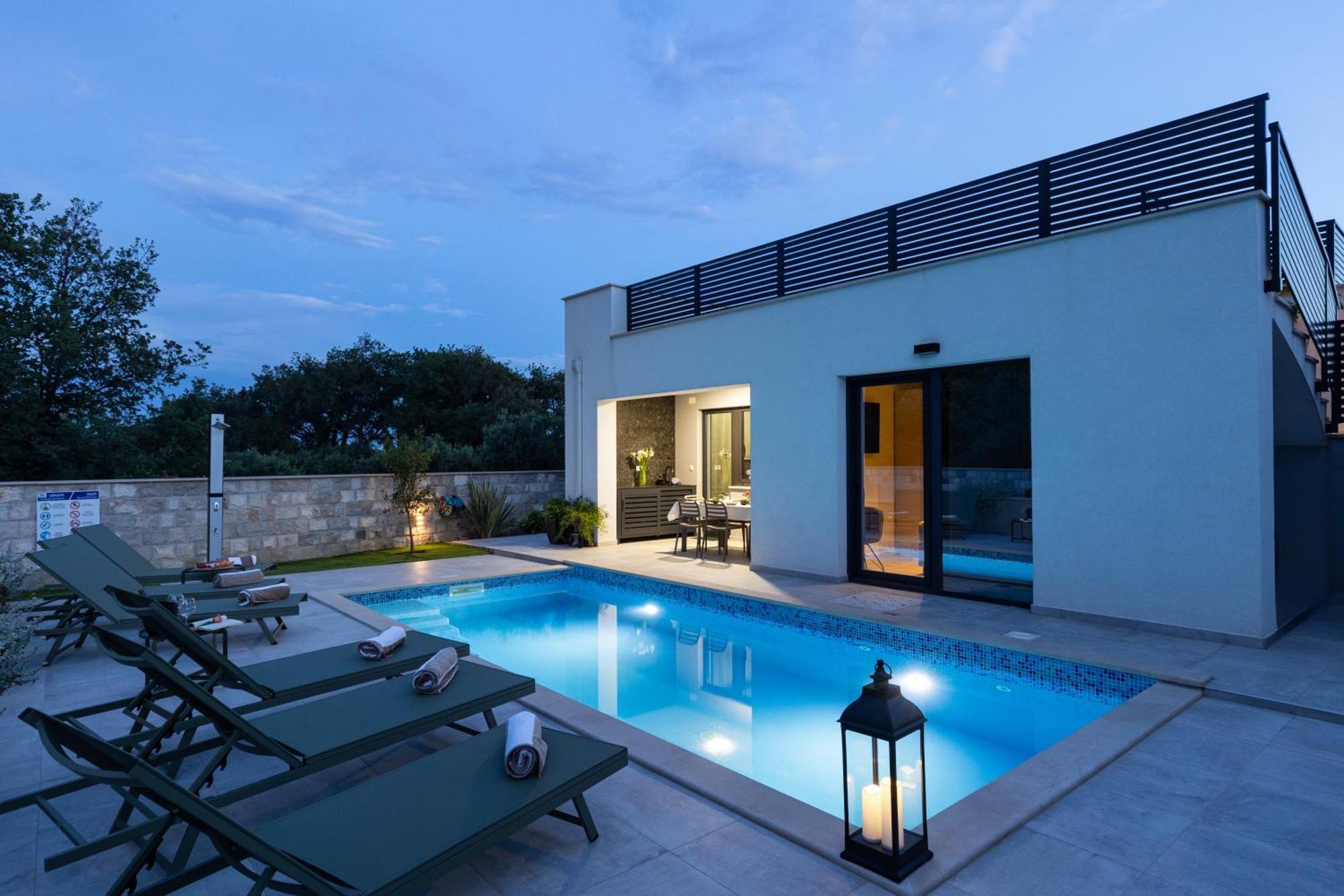 Vila Luxury Gina *